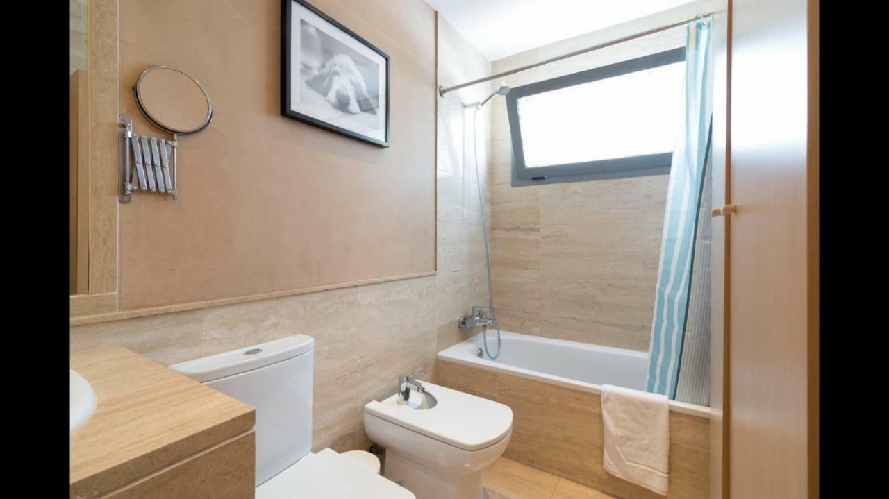 Apartamento Playa Y Piscina 1-2 Personas Malaga Luaran gambar